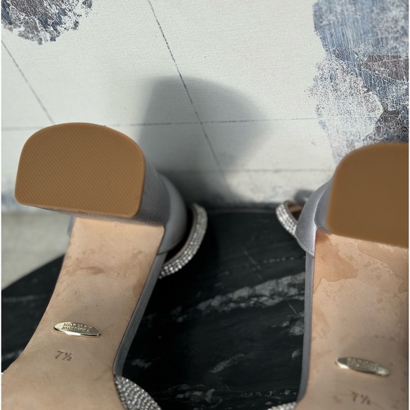 BADGLEY MISCHKA Poppy Rhinestone Bejeweled Block Heel Silver 7.5 - Picture 10 of 13